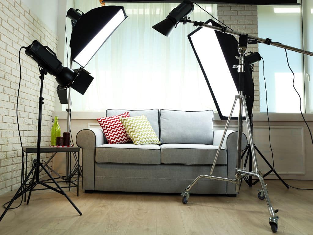 PTZ攝影機色彩校正指南 3 視訊會議室規劃Simple 13